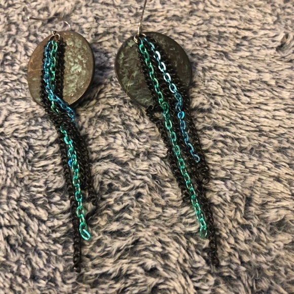 Mermaid fringe earrings - Picture 5 of 5